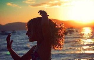 逆光父女,照亮成长之路